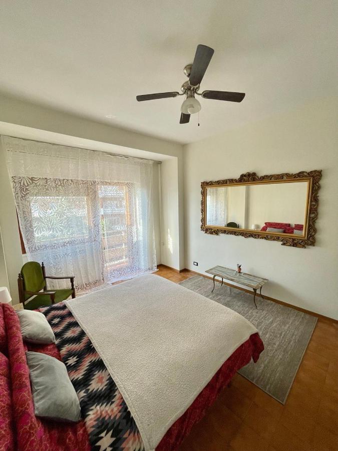 Sunny House Apartment